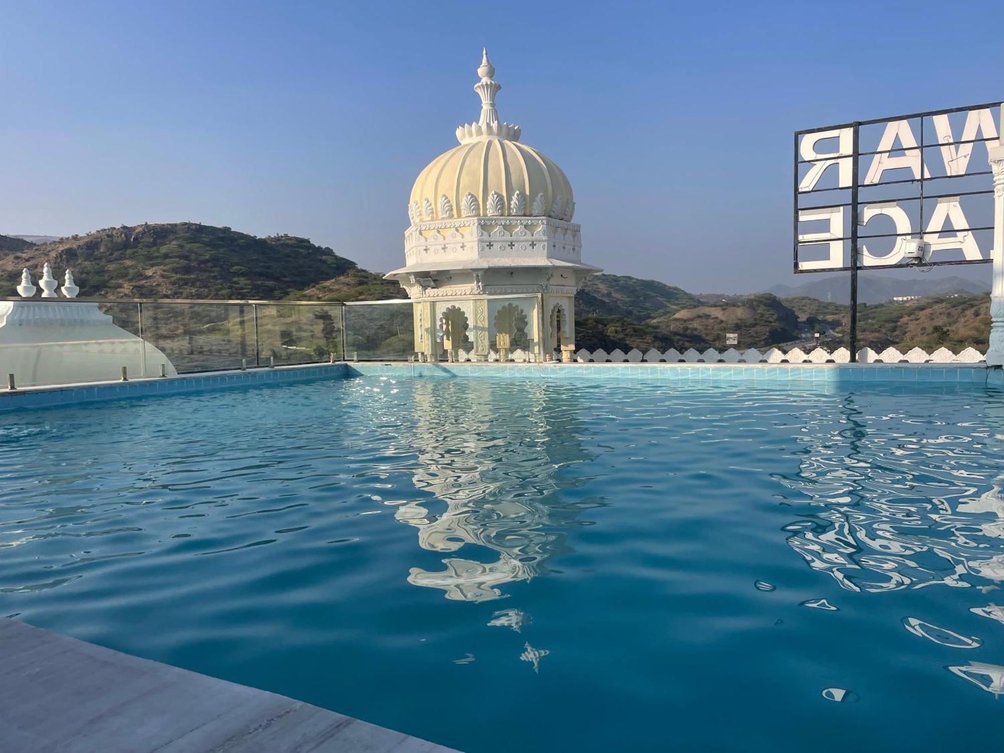 Mewar Palace Resort And Spa Udaipur Exteriör bild