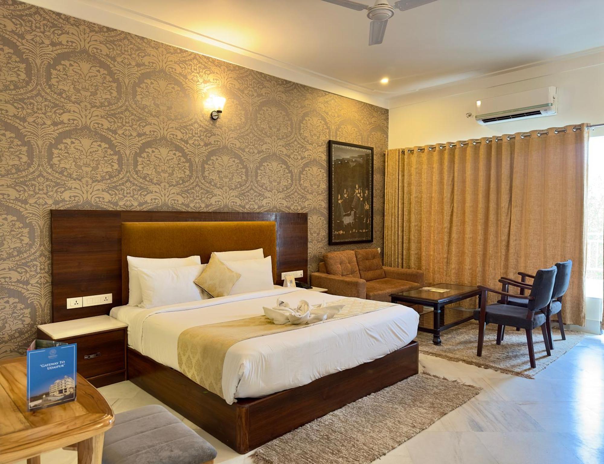 Mewar Palace Resort And Spa Udaipur Exteriör bild